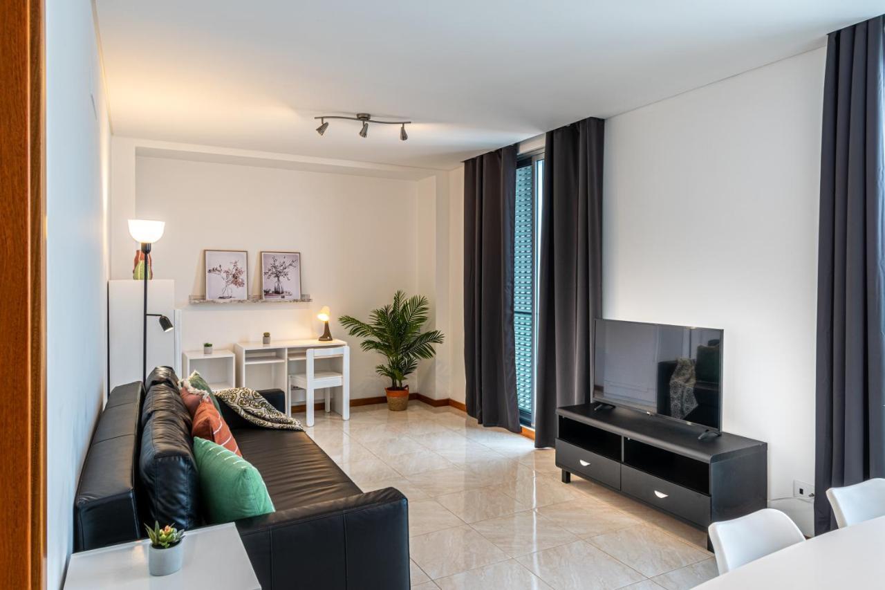 Atlantic Town 3 - Free Parking Apartment Ponta Delgada  Exterior photo